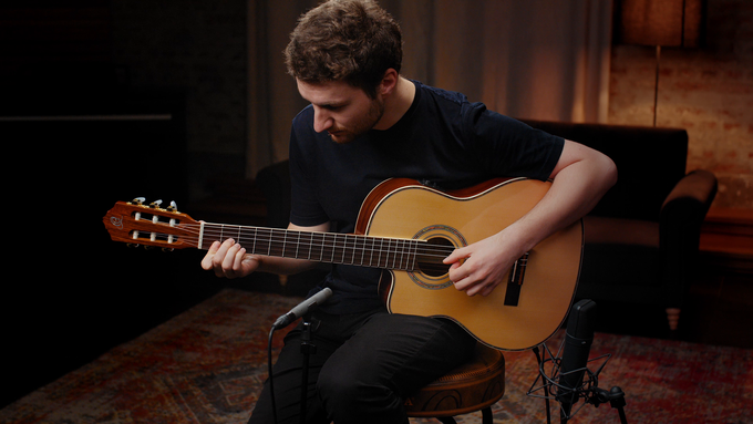 Full Size Guitar Solid Spruce/ Mahogany Natural video