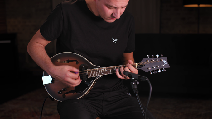 Mandolin Spruce / Maple Satin Whiskey Burst video